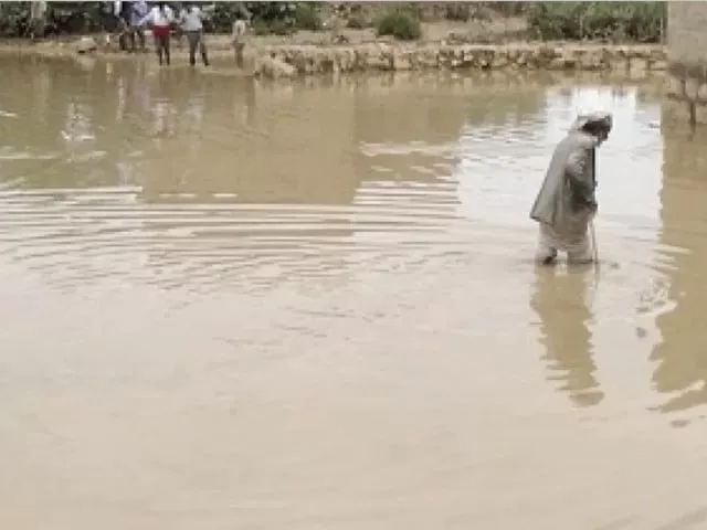 25 killed in yemen deadly flash floods